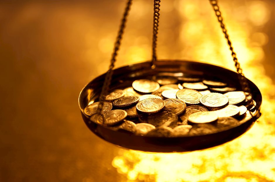 Gold price remains confined in a narrow range; US inflation data looms large